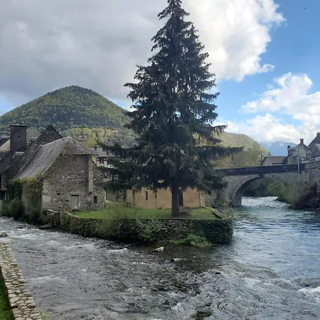 Cosy Classe 3 Etoiles Dans Coeur Historique Apartment *